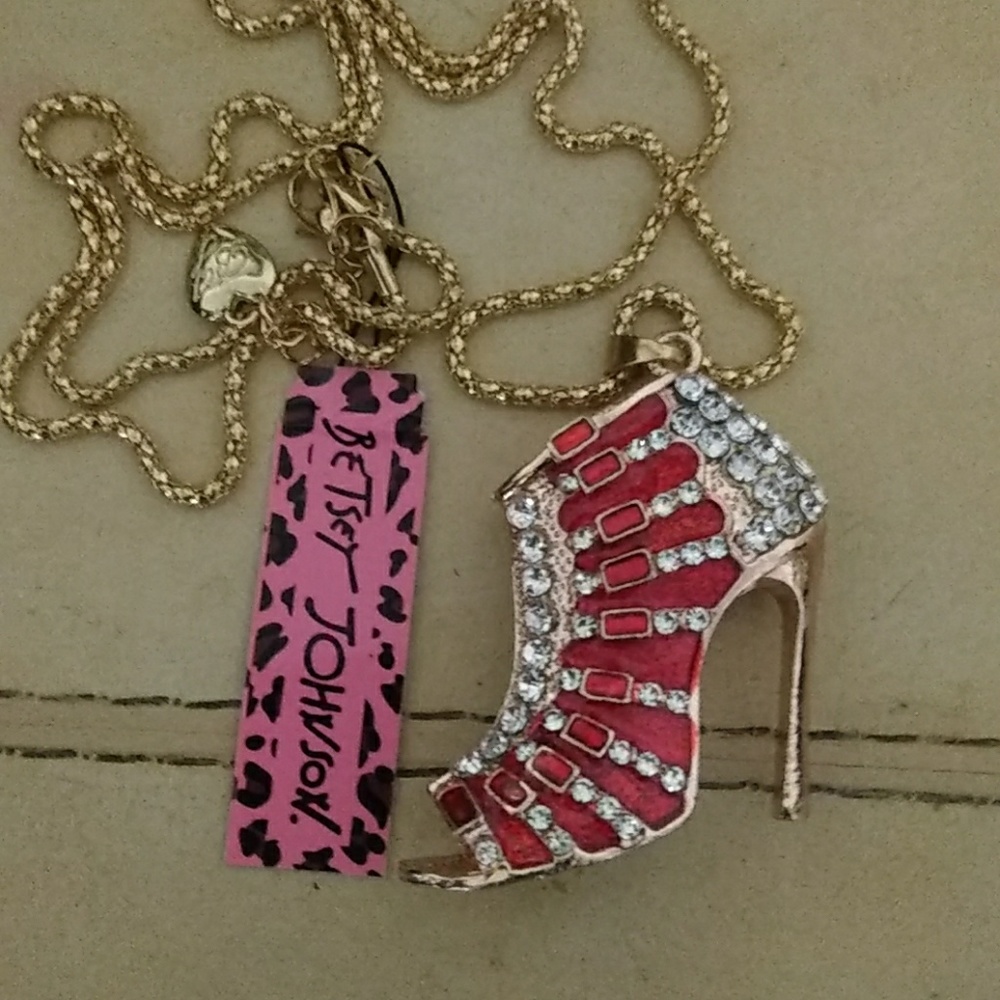 Betsy Johnson necklace